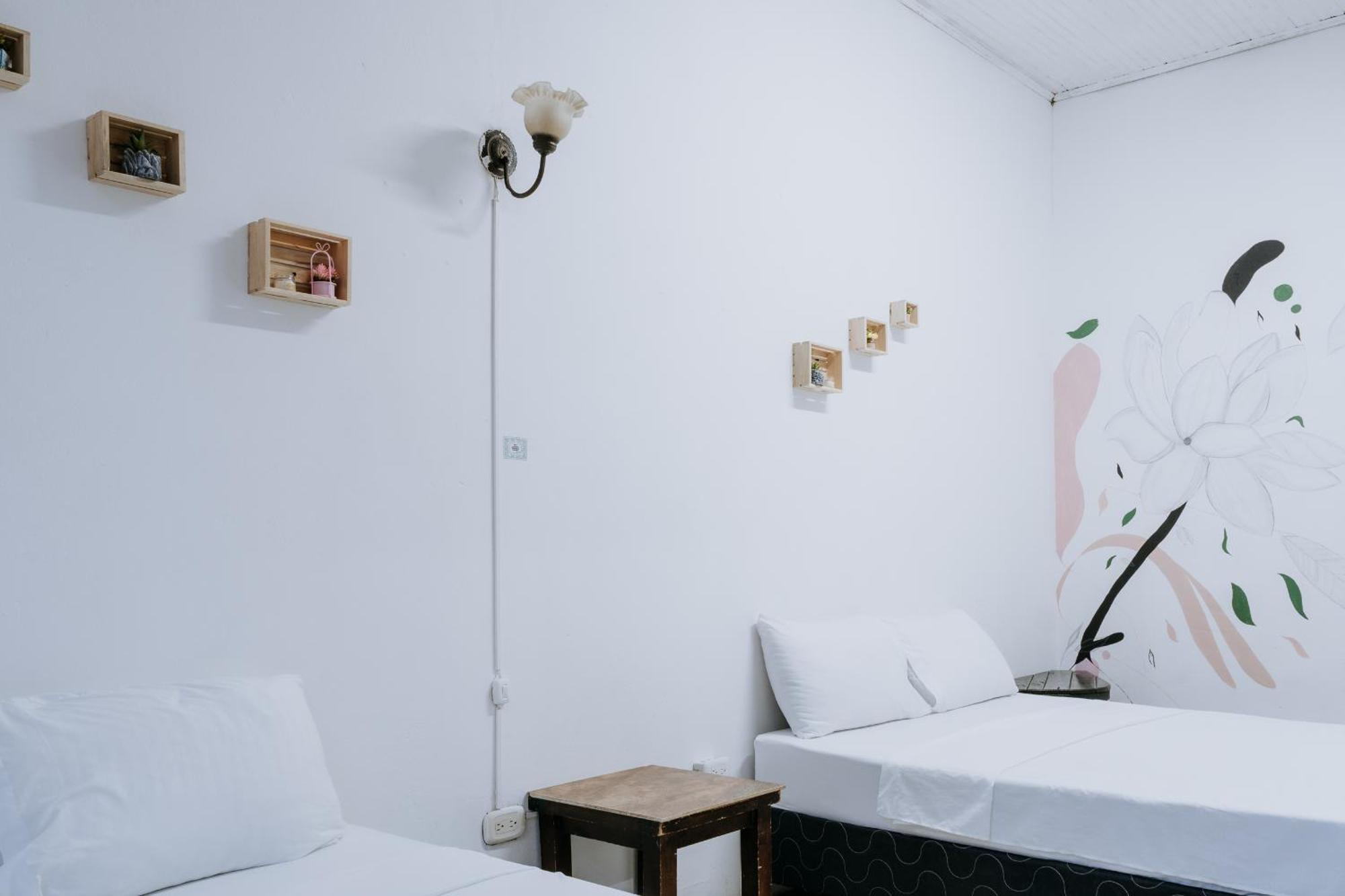 Origen Hostel Jardin Ngoại thất bức ảnh
