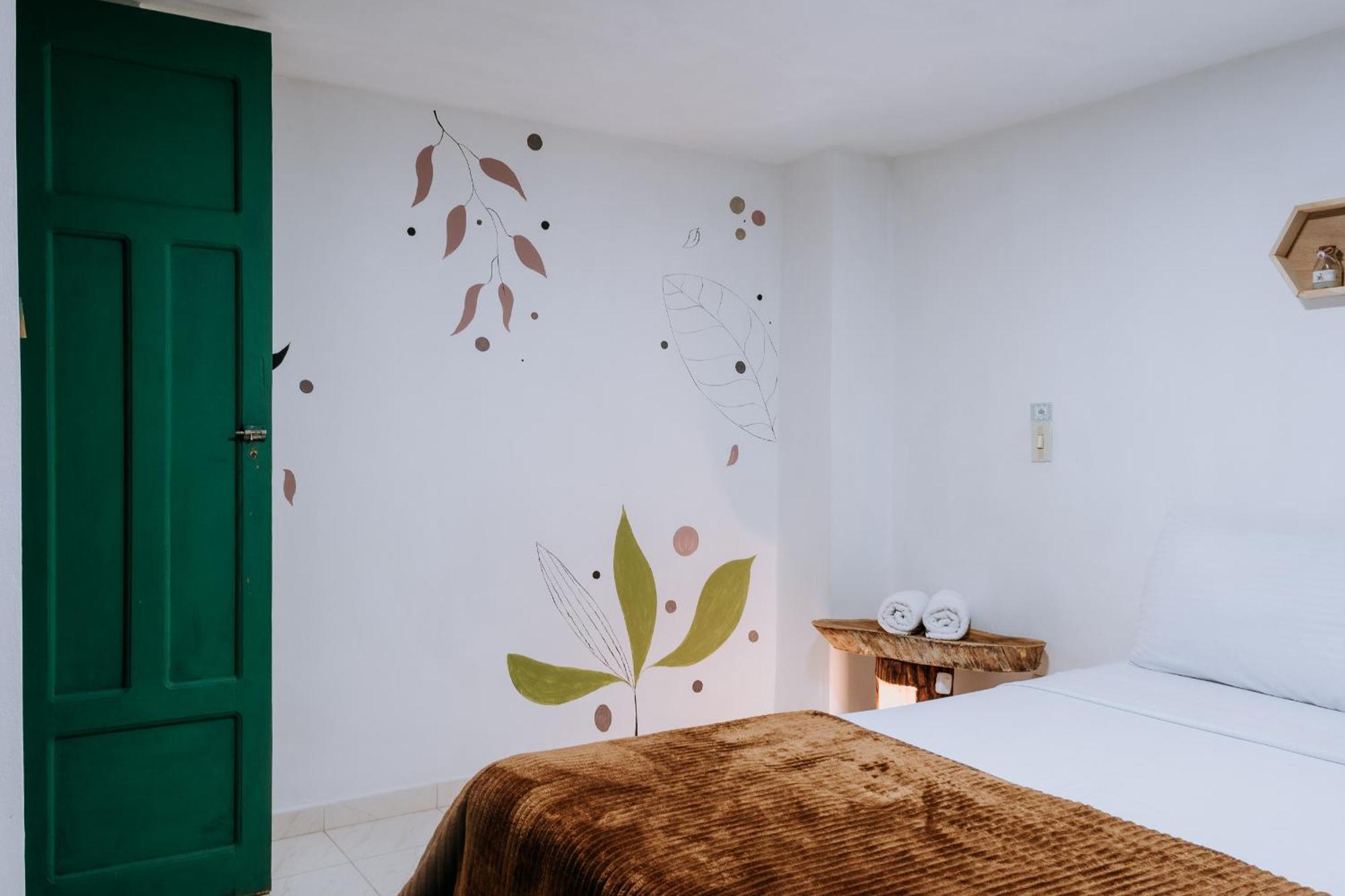 Origen Hostel Jardin Ngoại thất bức ảnh